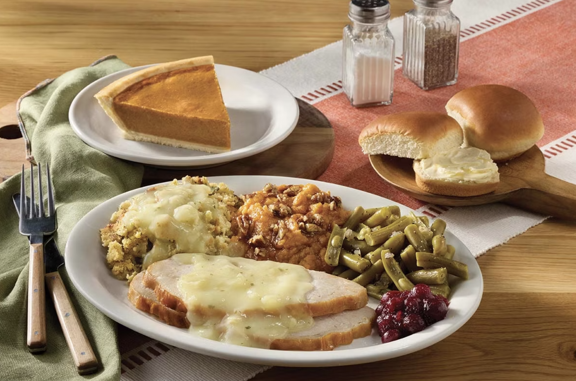 Thinking of Eating Out This Year? These Restaurants Are Serving Thanksgiving Dinner In West Palm Beach